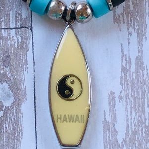 HAWAII Pendant Necklace ~ Vintage ~ Yin and Yang